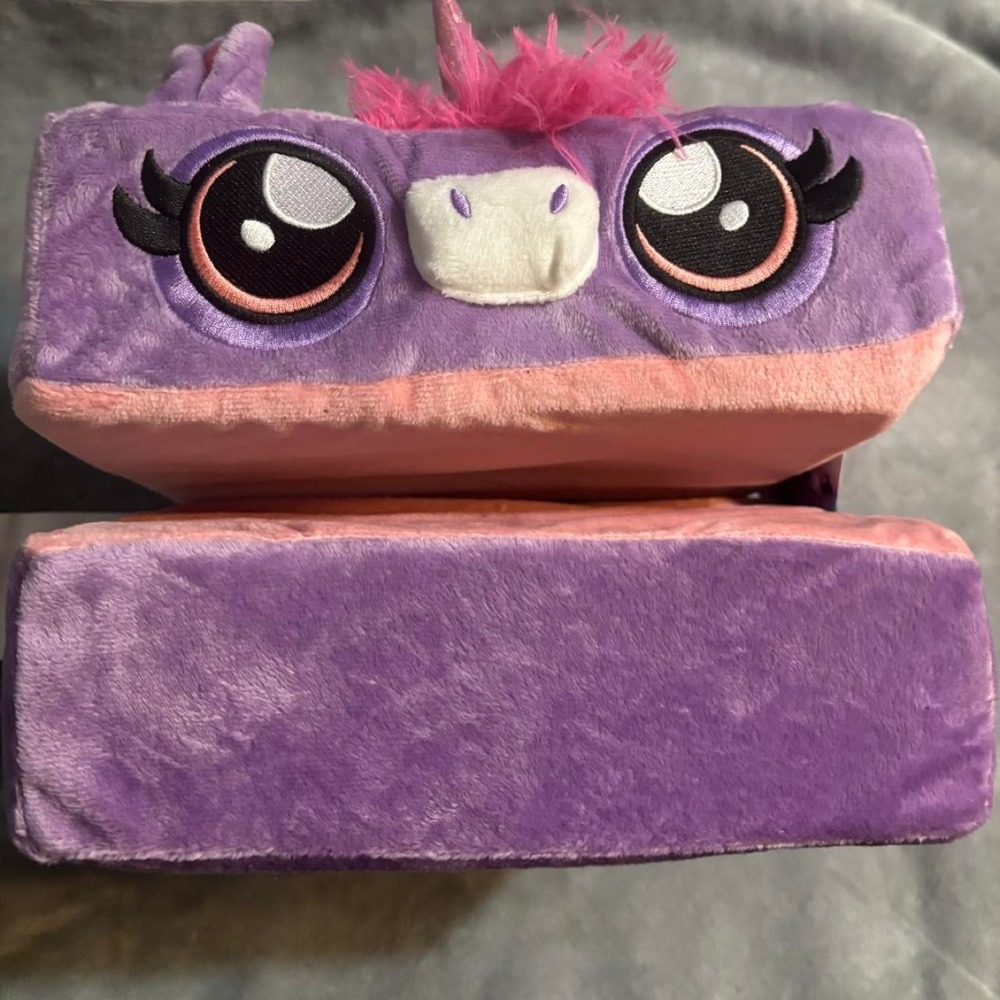 Pillow Pets Kid Cubes Purple Unicorn Novelty Back Cushion 3D Zipper Closure NEW